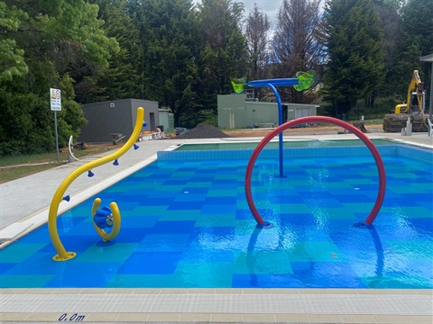 20221130-Splash-zone-finished-Batlow-Pool.jpg
