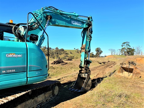 Rail Trail Constuction Along Wagga Road.jpg